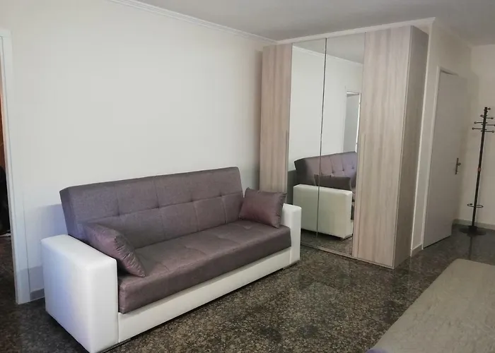 A Casa Di Carla E Lucia *