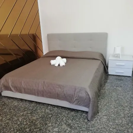 A Casa Di Carla E Lucia Holiday home *