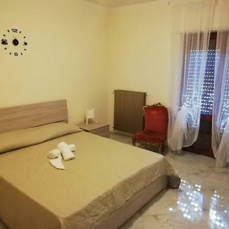 A Casa Di Carla E Lucia Holiday home